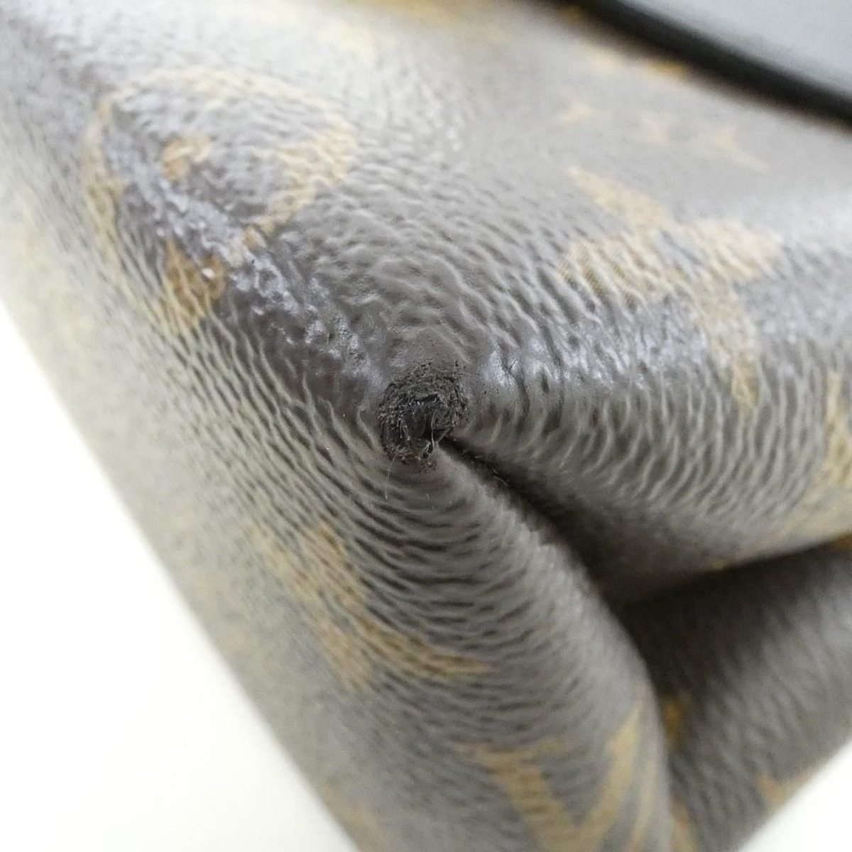 Louis Vuitton Monogram Locky BB Bag — view 3