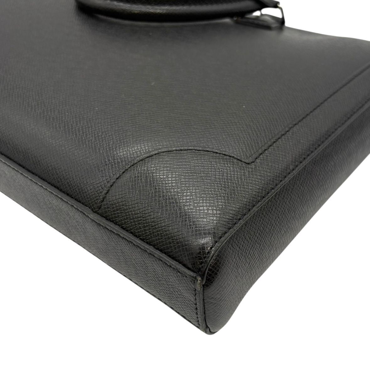 Louis Vuitton Slim Briefcase Taiga M30810 LV Handbag Shoulder Business Bag