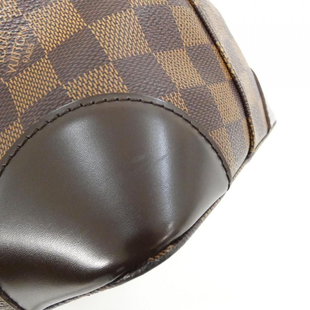 Louis Vuitton Damier Hampstead MM Bag — view 4