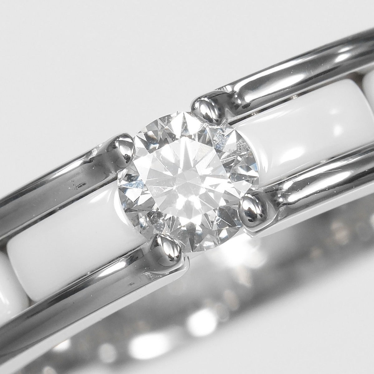Chanel Ultra Small Gold Diamond Ceramic Ring — view 5
