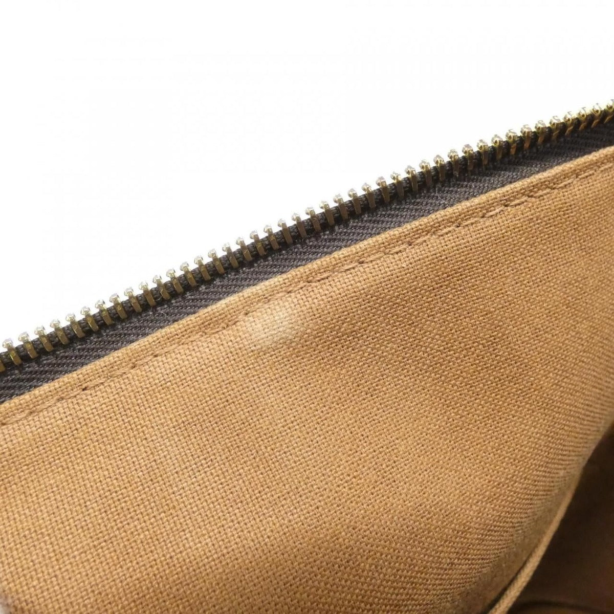 Louis Vuitton Monogram Totally MM Bag — view 7
