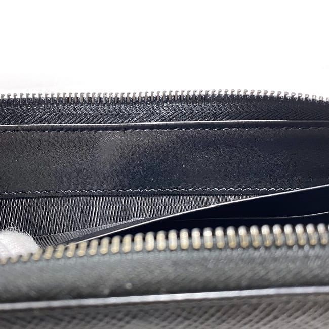 Prada Round Zipper Long Wallet F22959 Black NERO