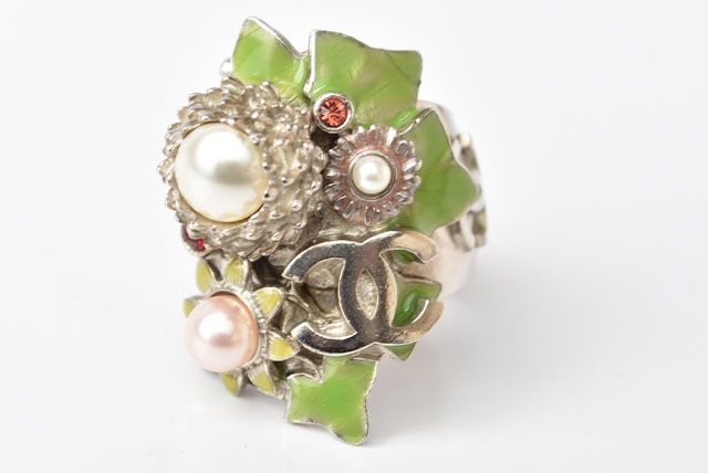 Chanel Ring Coco Mark Pearl Leaf Motif Silver Size 14