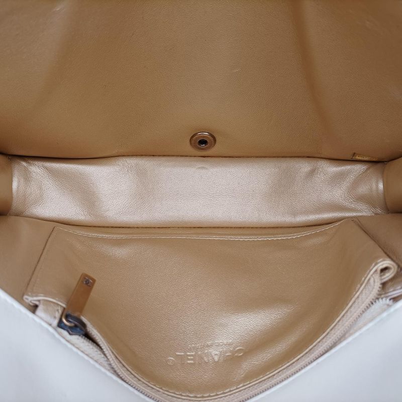 Chanel Boy Chanel White Lambskin A6754617742353