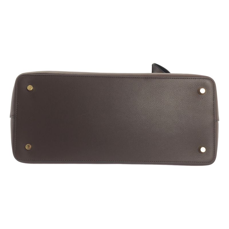 Celine - Conti Supple Calfskin Leather Handbag - Chesnut - Women's