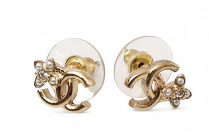 Chanel Earrings Accessories Chanel Mini CC Flower Rhinestone Gold C23