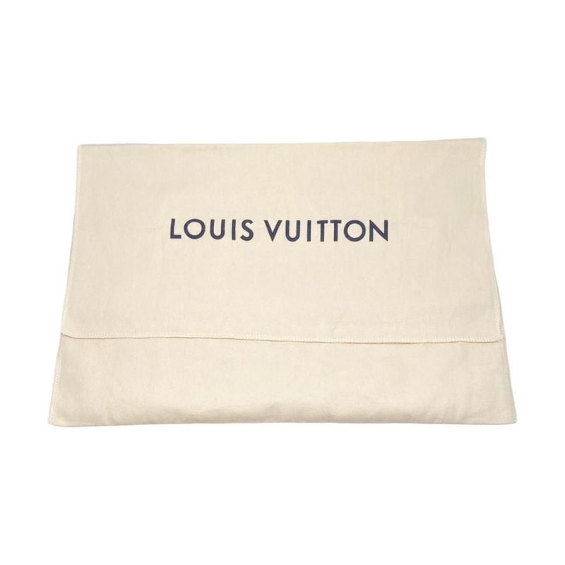 Louis Vuitton Shoulder Bag Soft Trunk M81580 Bruery Monogram Louis Vuitton