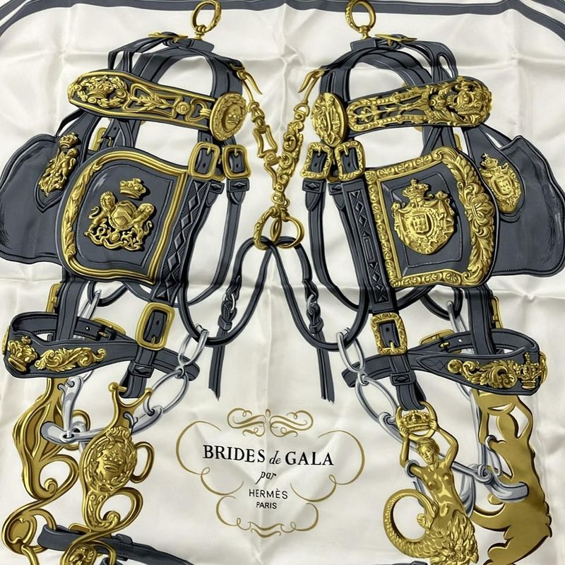 Hermes Scarf Carré 90 Light Pink Dark Gray And Gold Brides De GALA