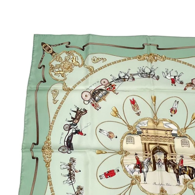 Hermes Carre 90 THE Royal MEWS Royal Stable Scarf Silk Green With Box