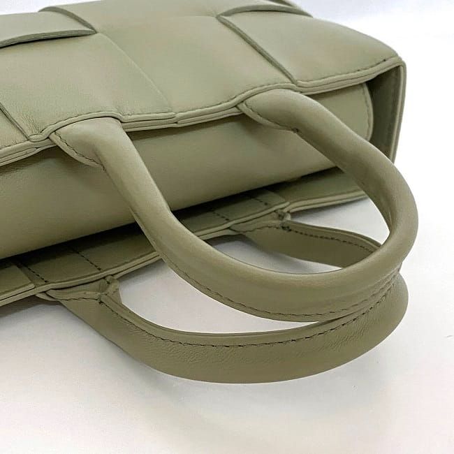 Bottega Veneta 2 way Bag Mini East West Light Green