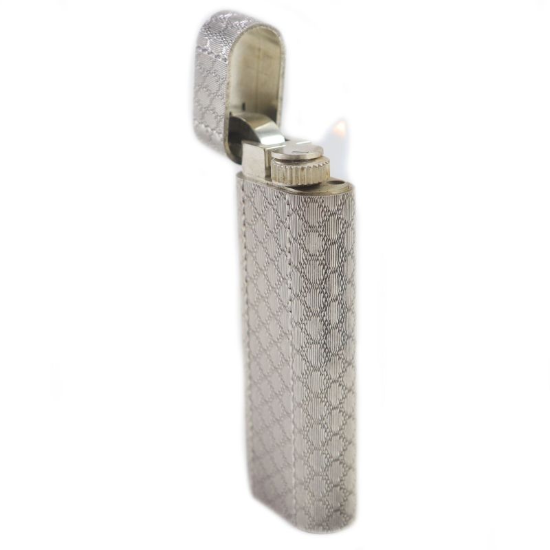 Cartier Oval Checkered Roller Gas Lighter Silver Men's Confirmed Ignition