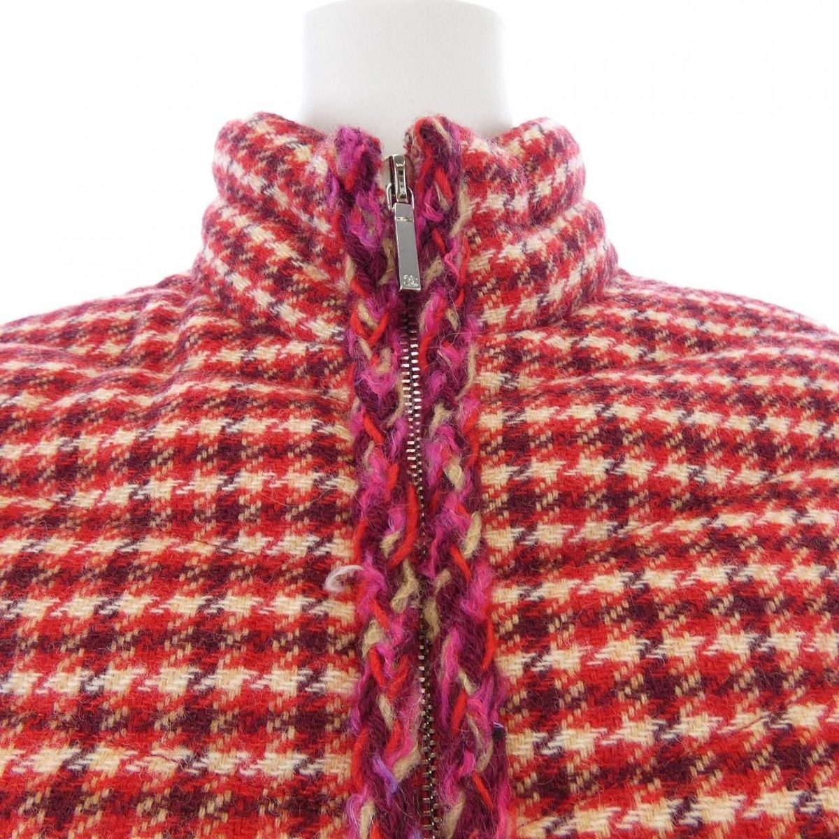 Chanel Down Jacket Red — view 7