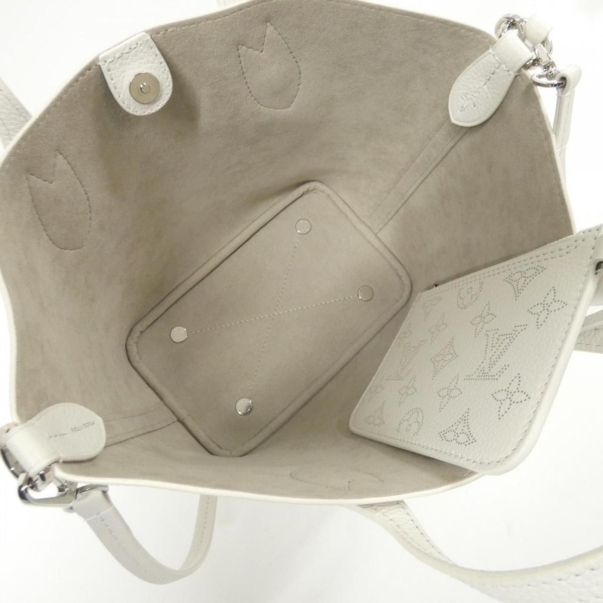 Louis Vuitton Mahina Blossom PM Bag — view 9