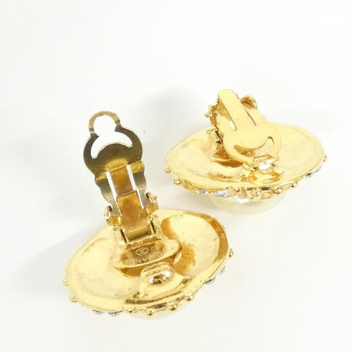 Chanel Vintage Earrings White — view 7