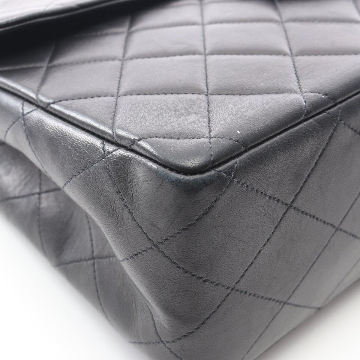 Chanel Shoulder Bag Big Quilted 30 Single Flap Black Lambskin — view 11