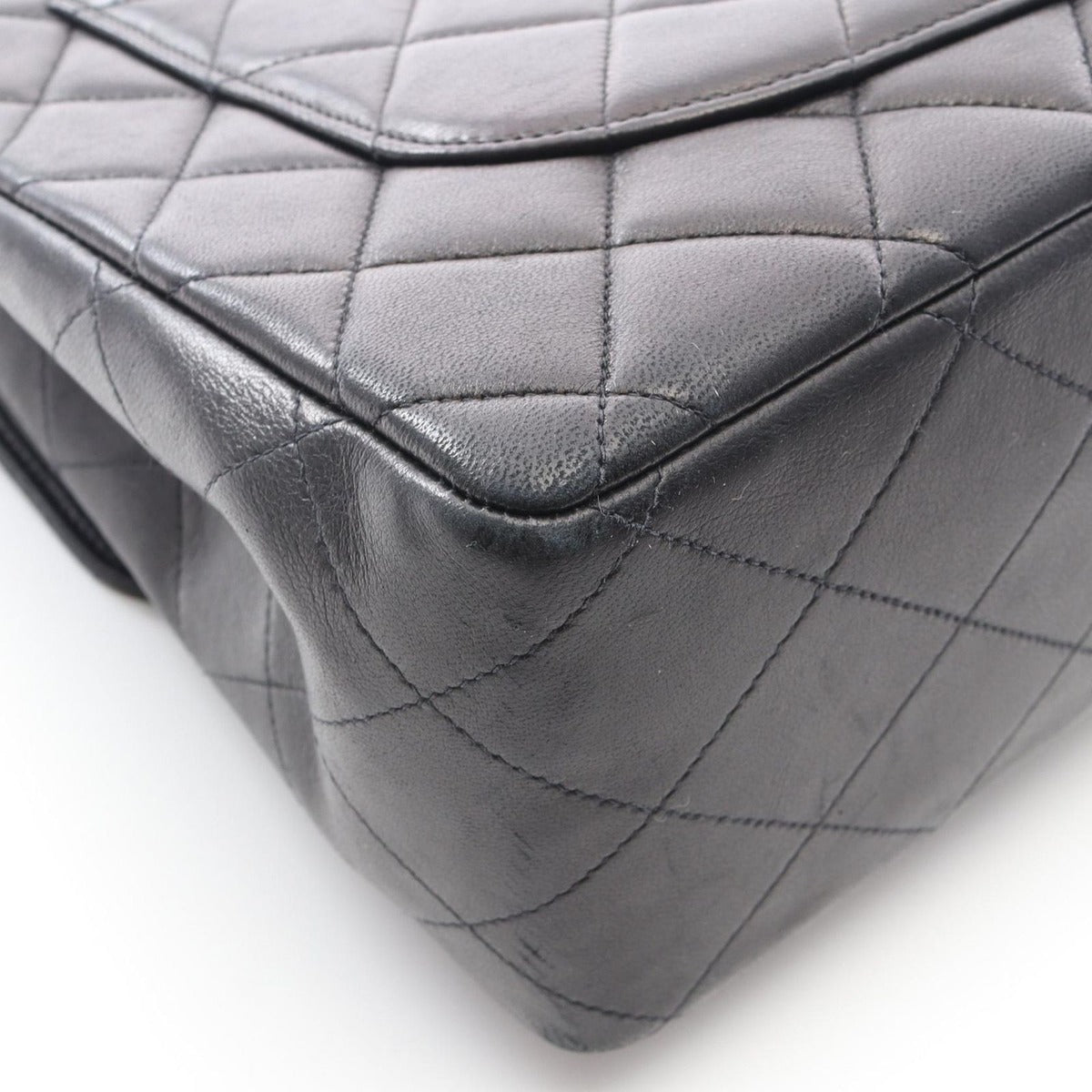 Chanel Shoulder Bag Big Quilted 30 Single Flap Black Lambskin — view 8