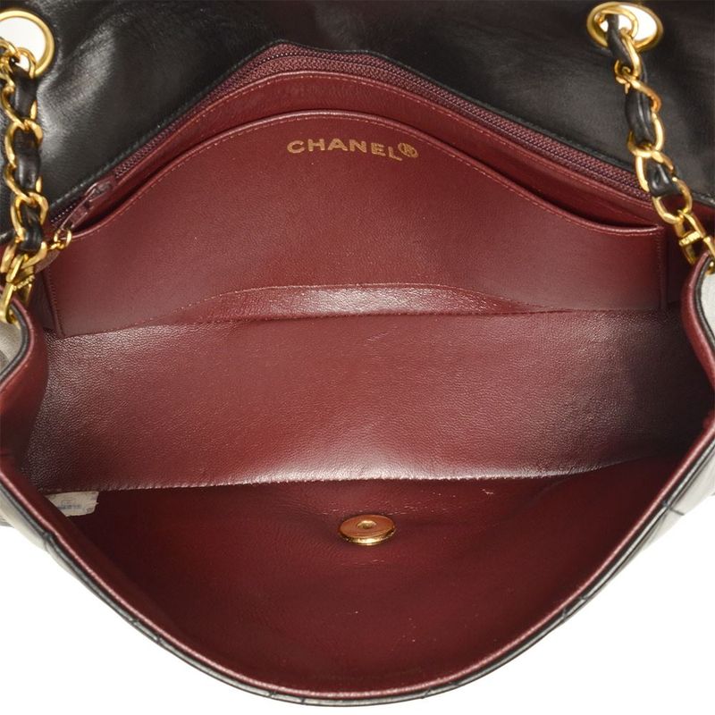 Chanel Diana 25 Shoulder Bag Lambskin A01165 Black Gold Hardware Coco Mark Women