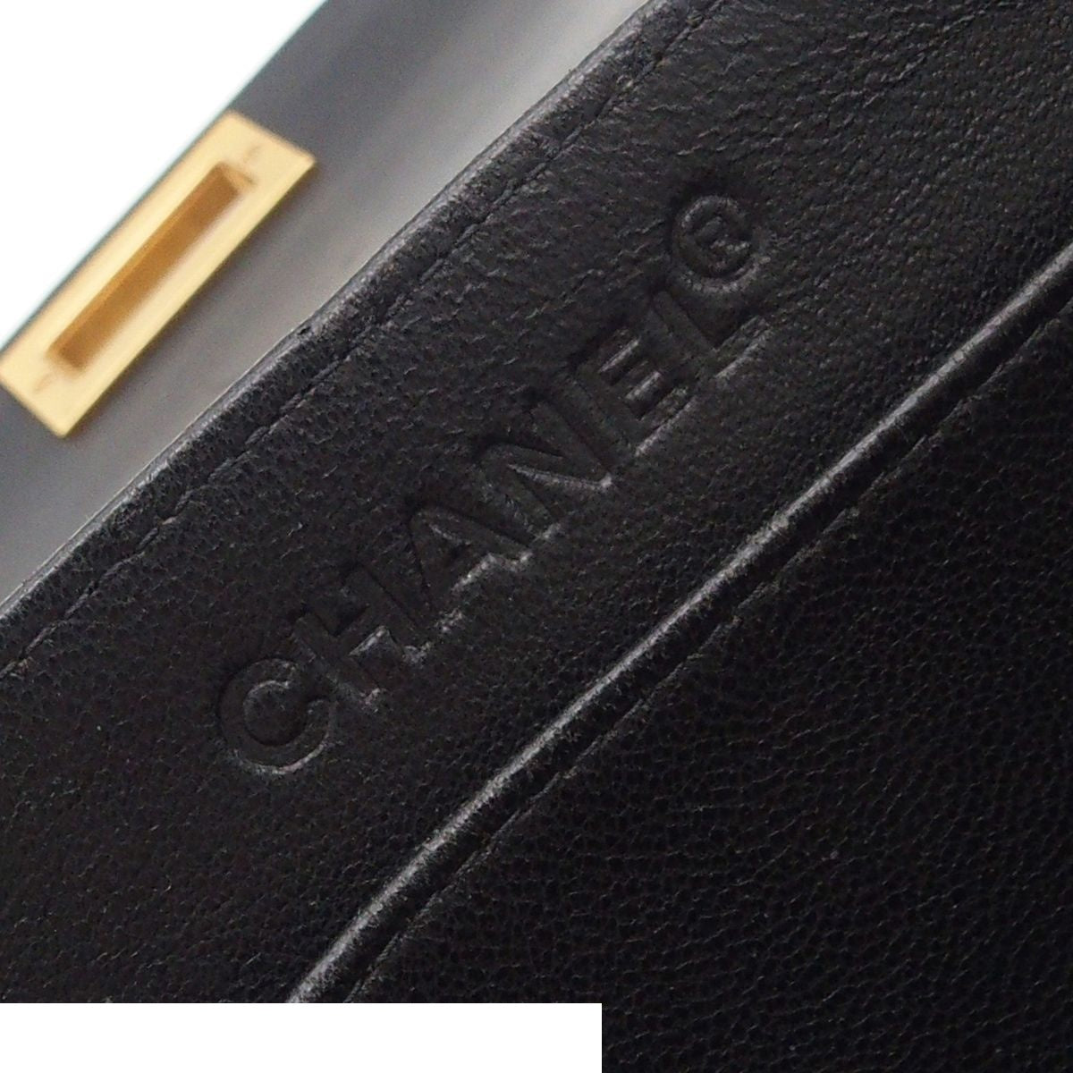Chanel Shoulder Bag 2.55 Choco Bar Chain Beige Gold Lambskin — view 6