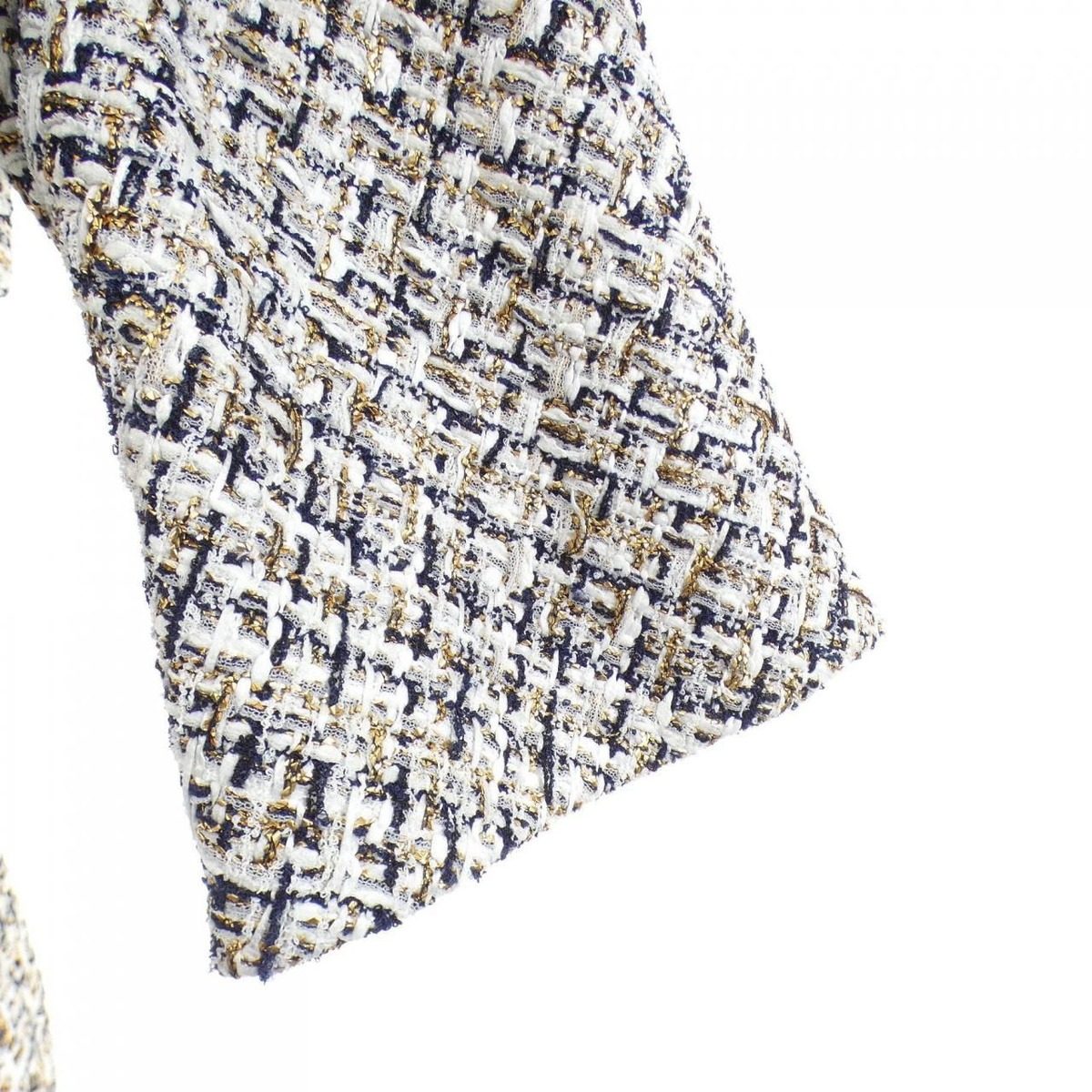 Chanel 15c Jacket Gold — view 6