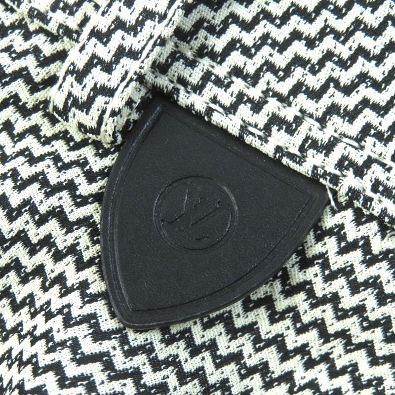 Louis Vuitton 2024 Lvleather Patch Karakoram Flared Shorts 100% Silk Lining