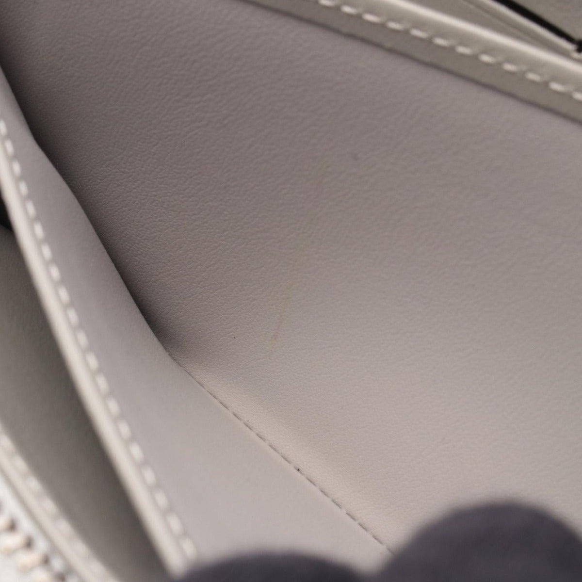 Louis Vuitton Round Wallet Zippy Silver Gray Leather Metallic — view 6
