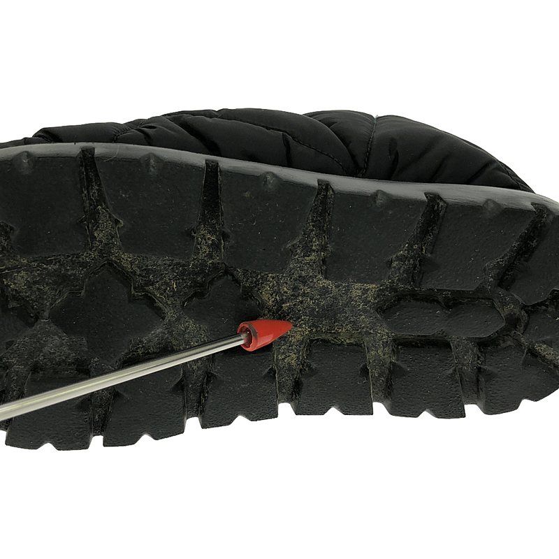 Prada - Triangle Logo Quilted Short Snow Boots - 36 1 2 - Black - Women's