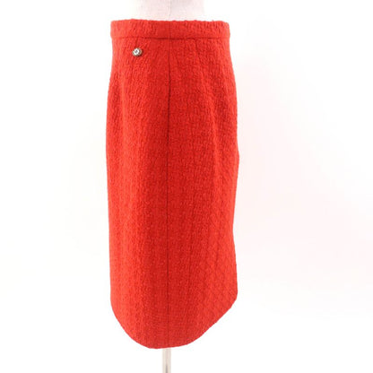 CHANEL P62367 100% Silk Lined Knee Length Tweed Skirt With Coco Mark Plate