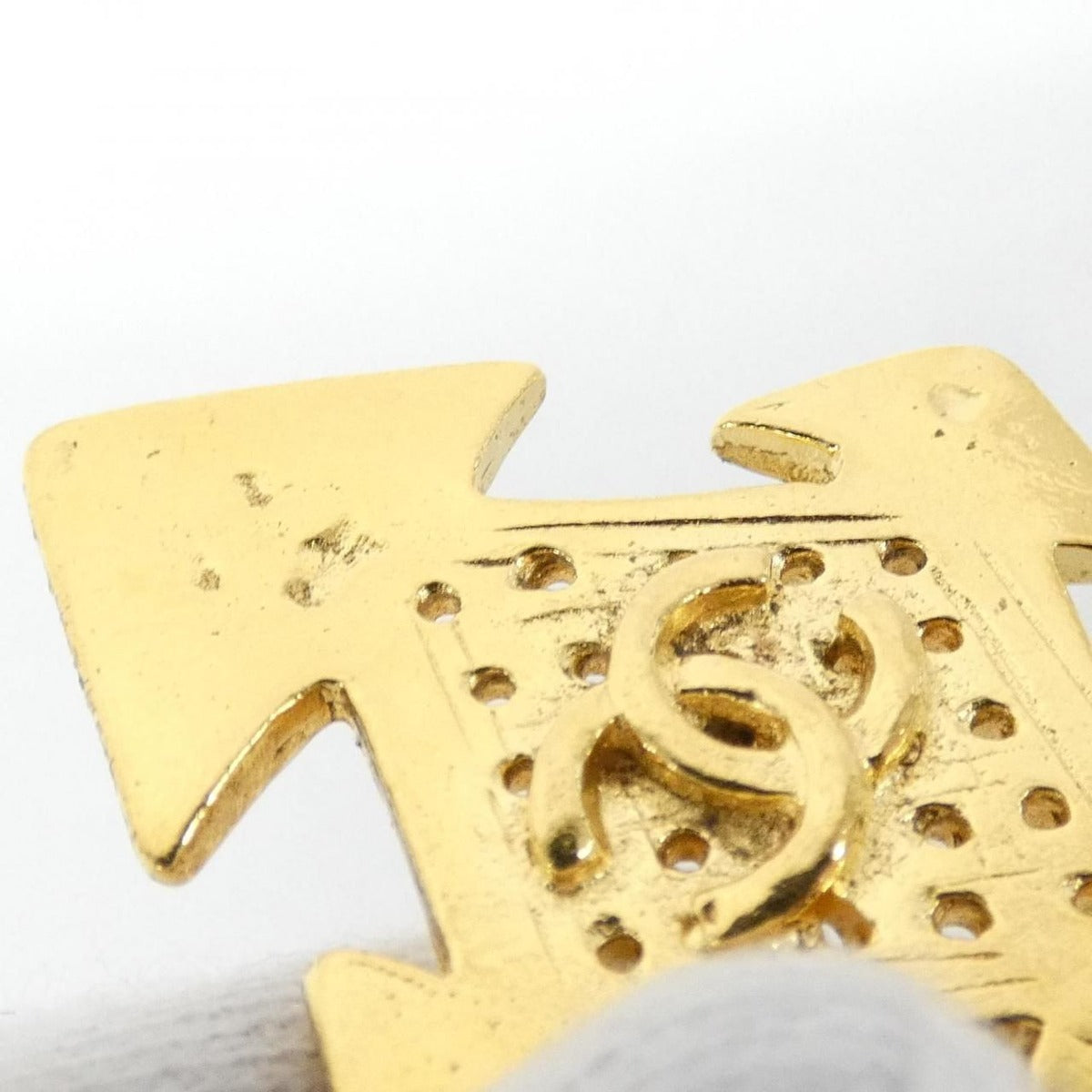 Chanel Vintage Brooch Gold — view 5