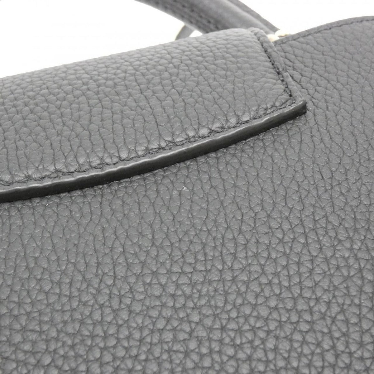Louis Vuitton Capucines BB Bag — view 4