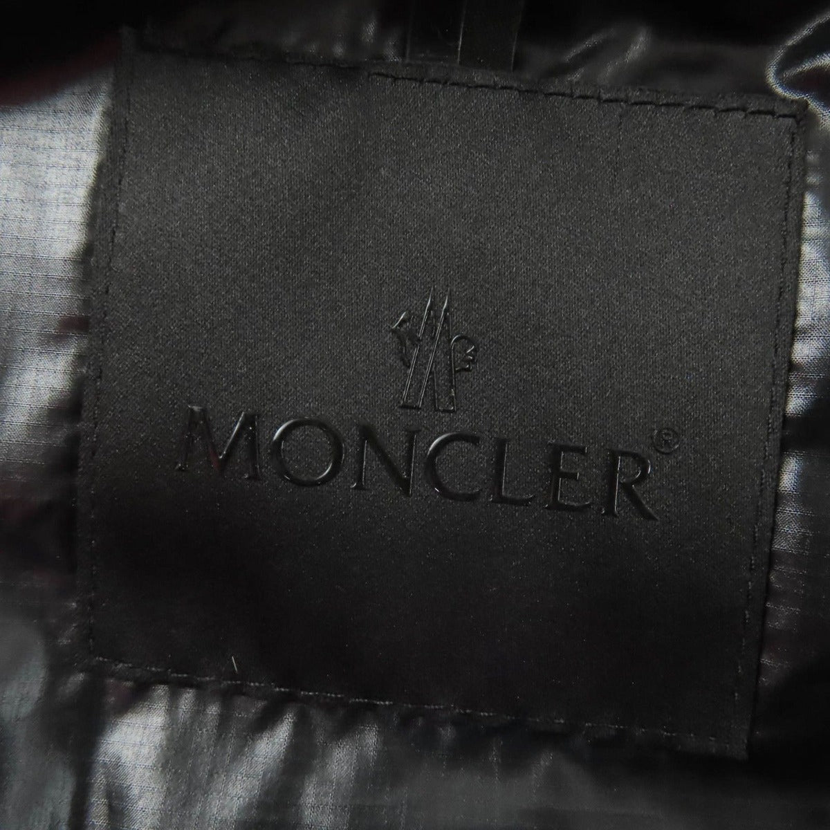 Moncler Aliterse Logo Patch with Hood Zip UP Down Vest Coral 3 — view 9
