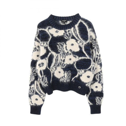Chanel Knit Top CC Logo Button Cashmere Wool Blue Navy. White