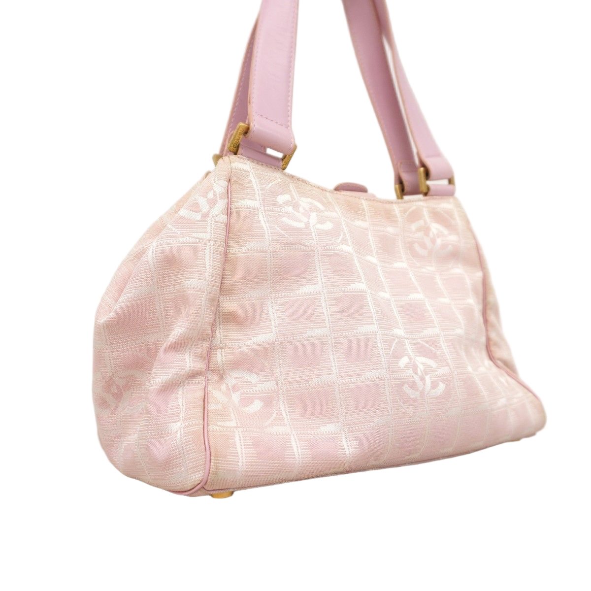 Chanel Handbag New Travel Nylon Pink Gold — view 2