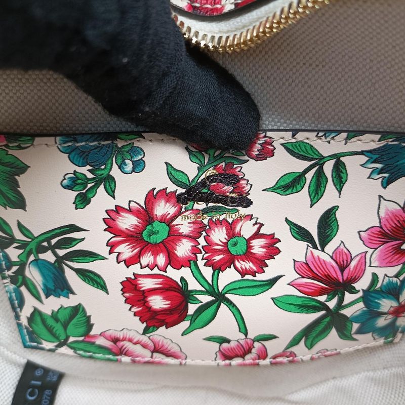 Guccigg Marmont Flower Print Heart Multicolor Leather 740355 E040806078