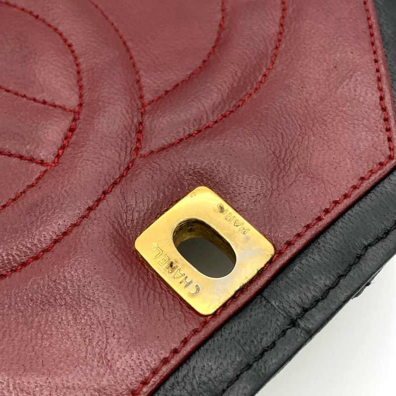 Chanel V-stitch Flap Shoulder Bag Lambskin Black