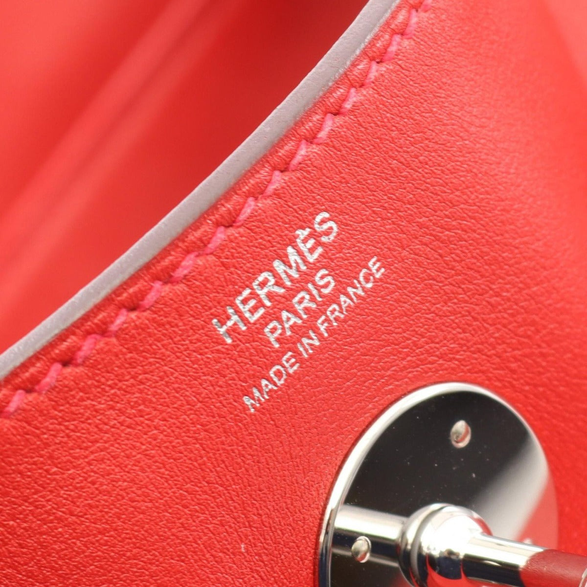Hermes Shoulder Bag Lindy 26 Rouge Tomato Leather — view 4
