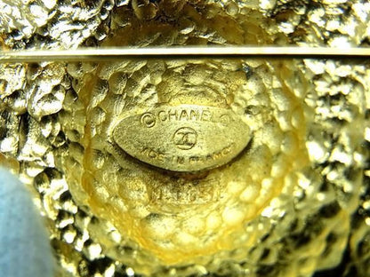 Chanel Coco Mark Vintage Lion Pin Brooch Pin Brooch Accessories Gold