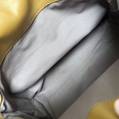 Bottega Veneta Leather Clutch Bag Beige Gold Hardware Ladies Brand Bag Party Bag