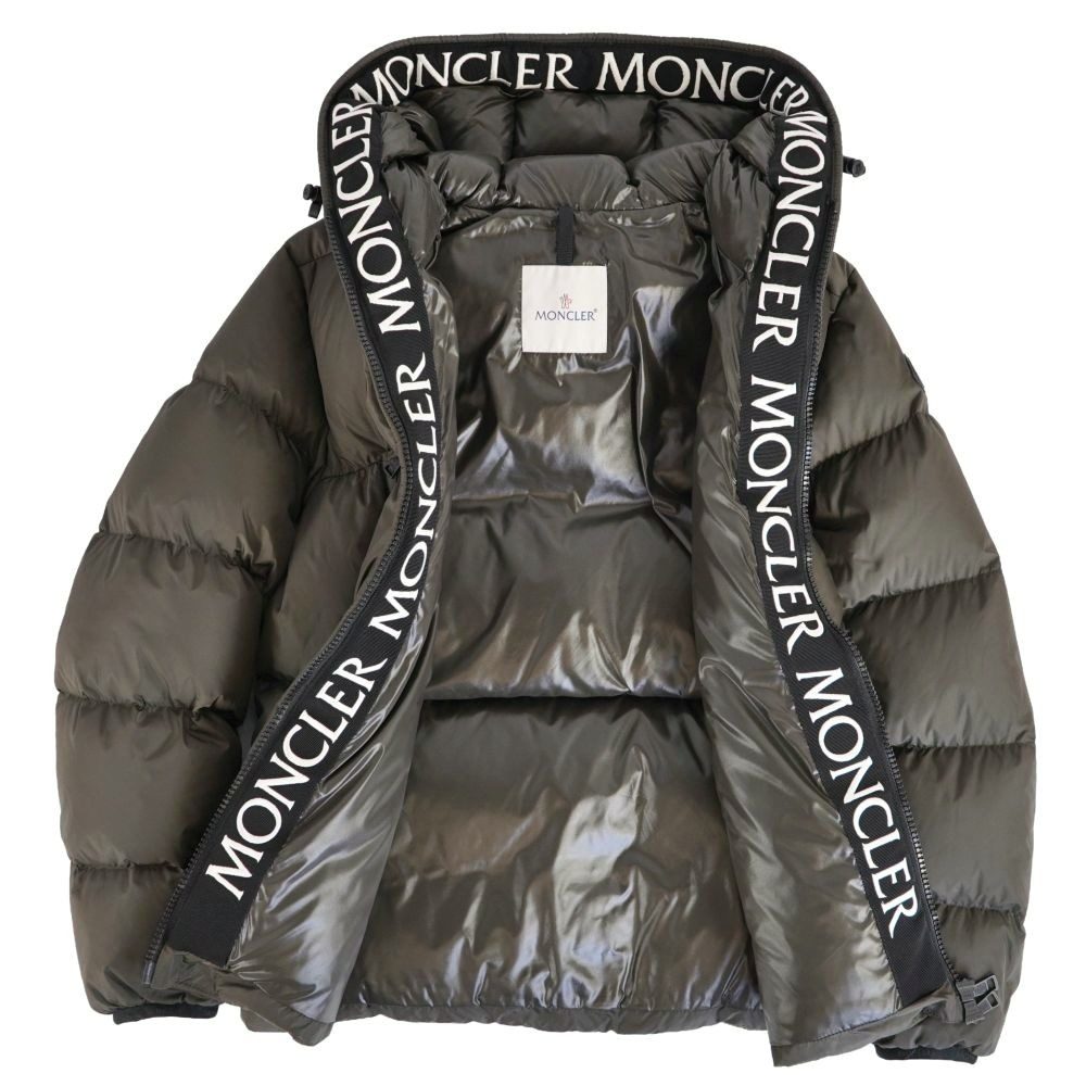 Moncler Jacket Montcla Down