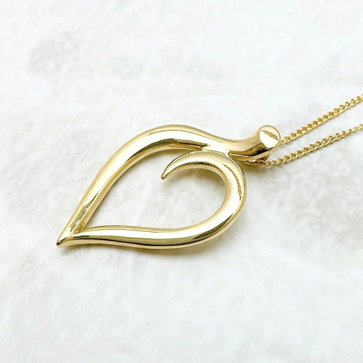 Tiffany & Co Leaf Yellow Gold Necklace 46 cm — view 2
