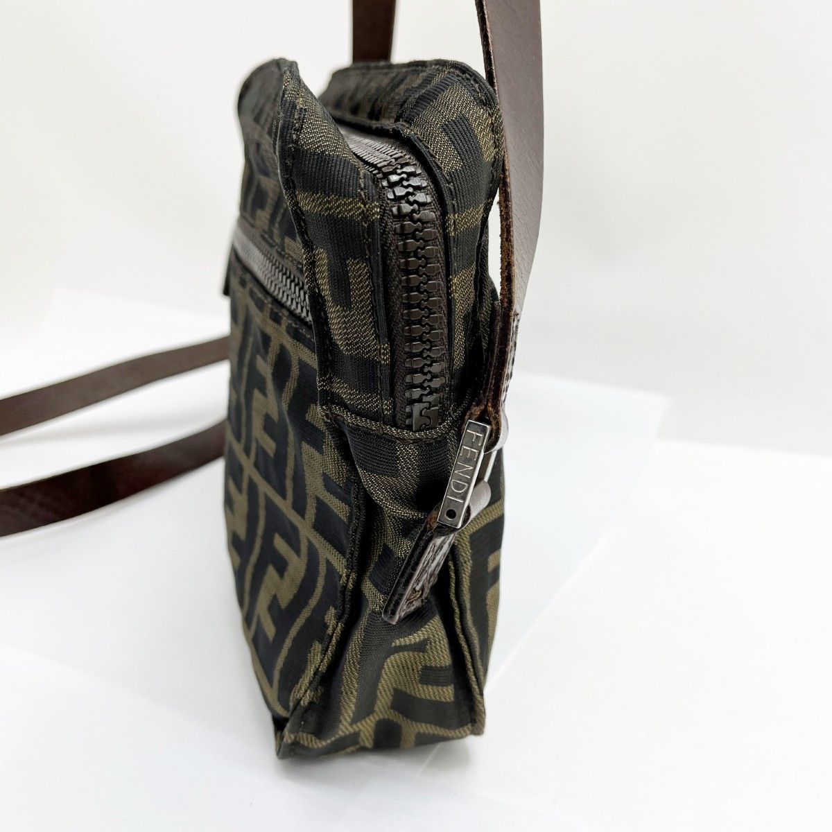 Fendi Shoulder Bag Zucca Scratch Yes 16161 001 Brown