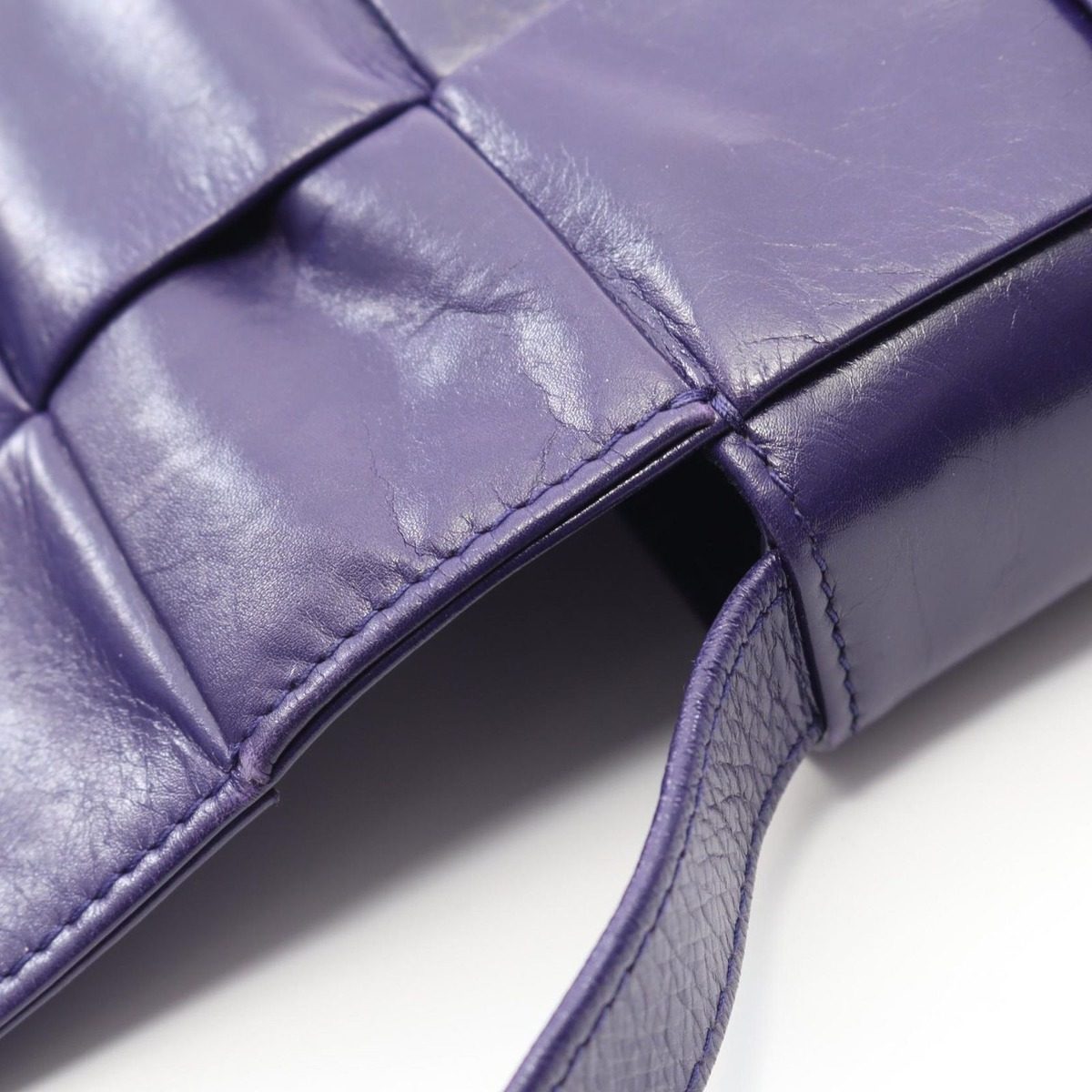 Bottega Veneta Shoulder Bag Candy Cassette Purple Leather Intrecciato — view 8