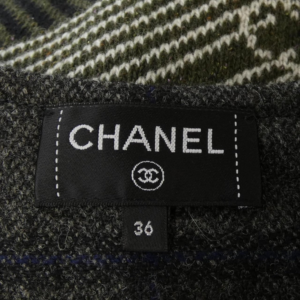 Chanel Collarless Jacket 36 — view 5