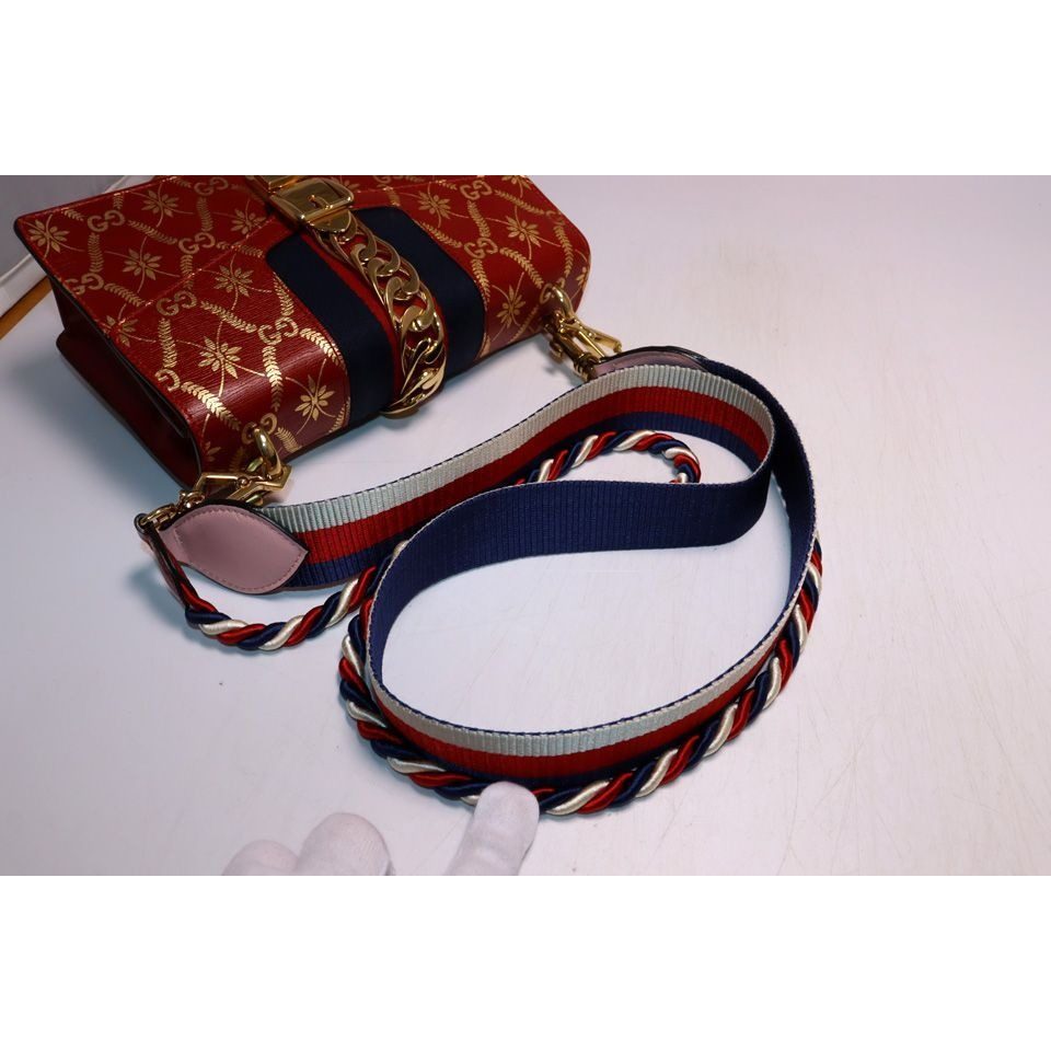 Gucci Sylvie Leather Shoulder Bag — view 5
