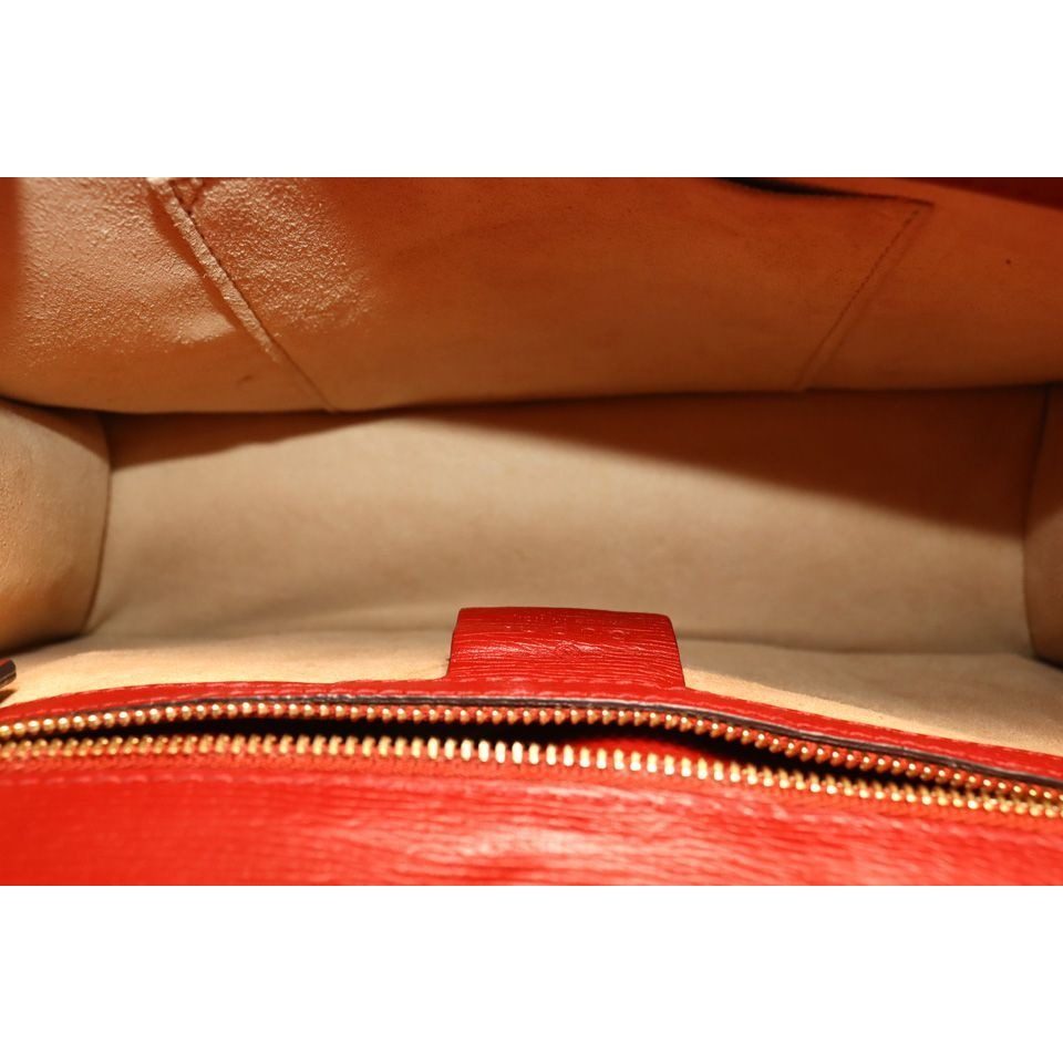 Gucci Sylvie Leather Shoulder Bag — view 6