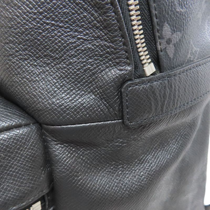 Louis Vuitton M30230 Discovery Backpack Daypack Taiga Llama Women