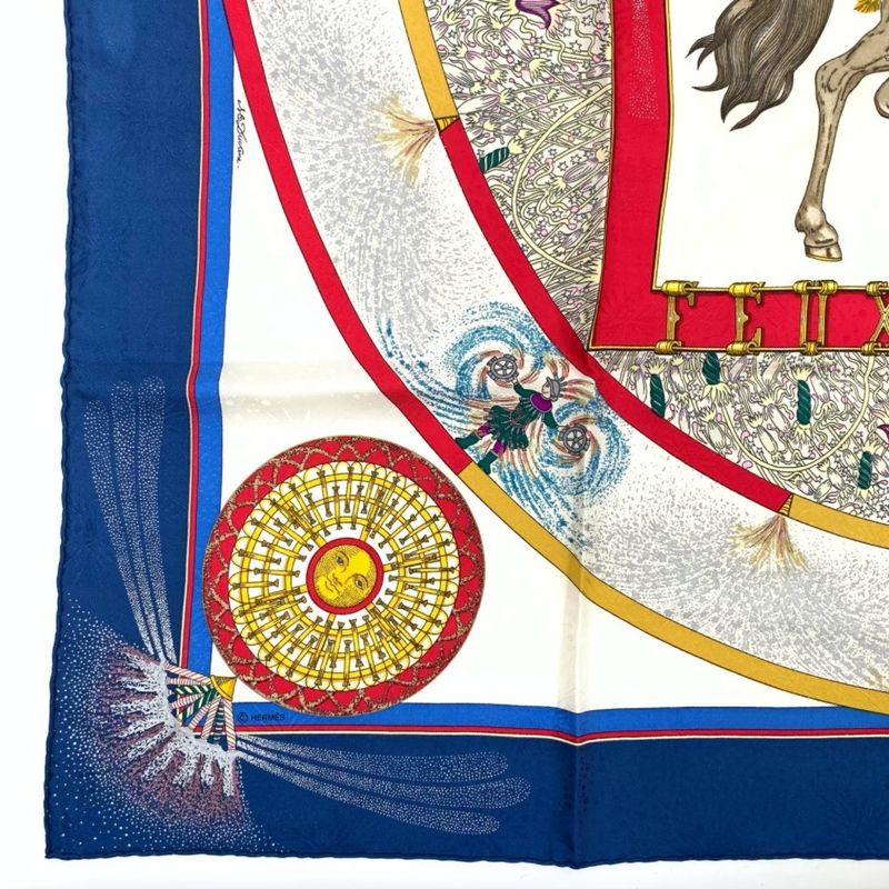 Grade Hermes Carre 90 FEUX Dartifice Flame Of Artistry 1987 Blue Multicolor