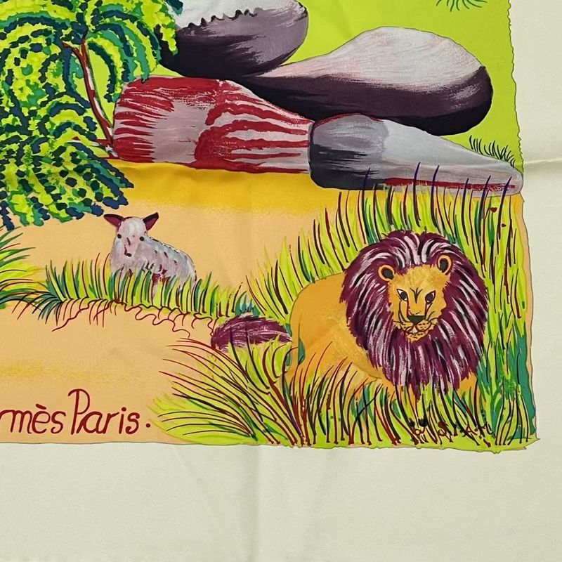 Hermes Carre 90 Nuba Mountain Nuba Mountain Scarf 100% Silk White