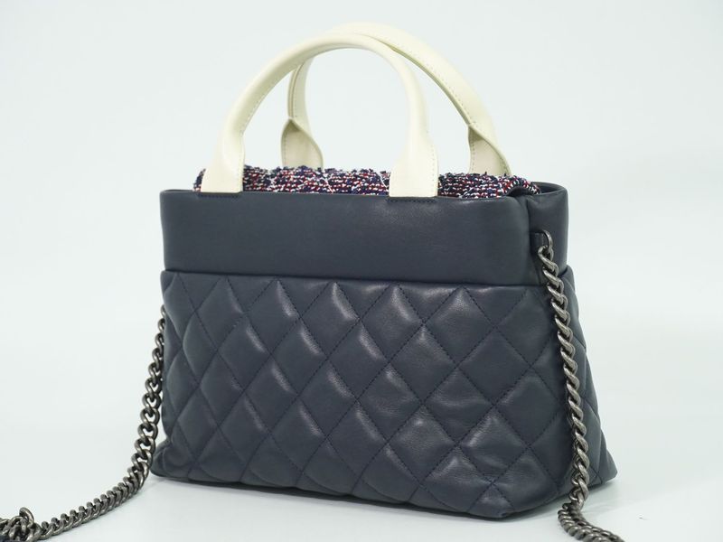 Authentic Chanel Coco Mark Matelasse 2WAY Shoulder Bag Handbag Pochette Leather