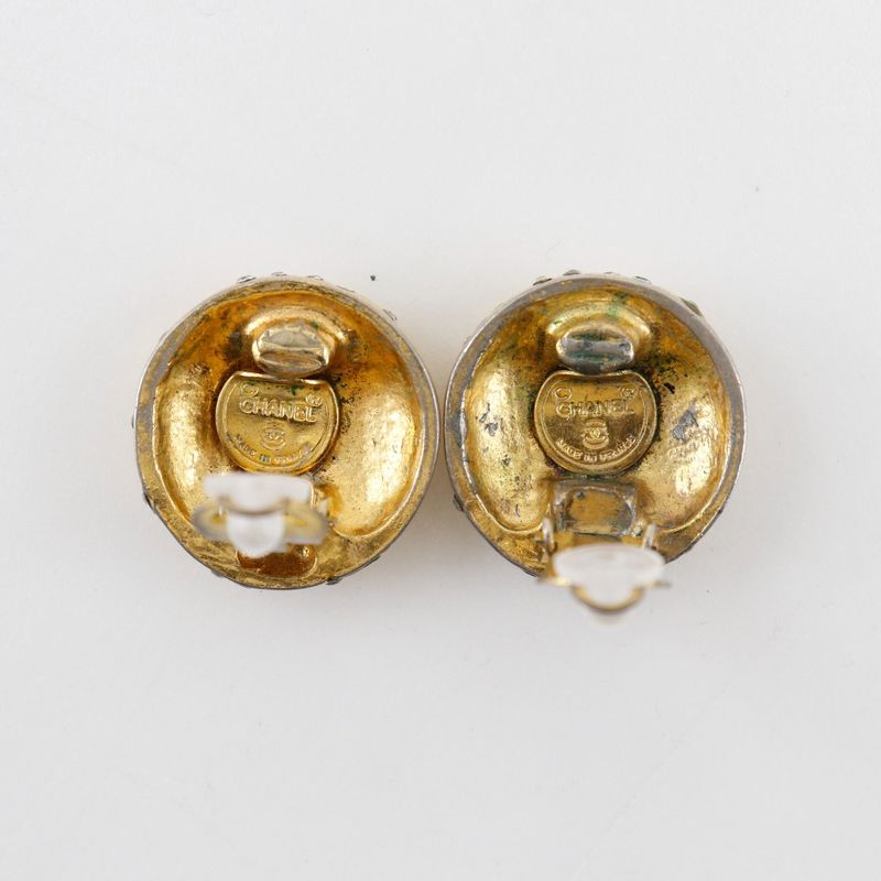 Chanel Logo Vintage Gold Plated And Rhinestone Ladies 20.5g Earring