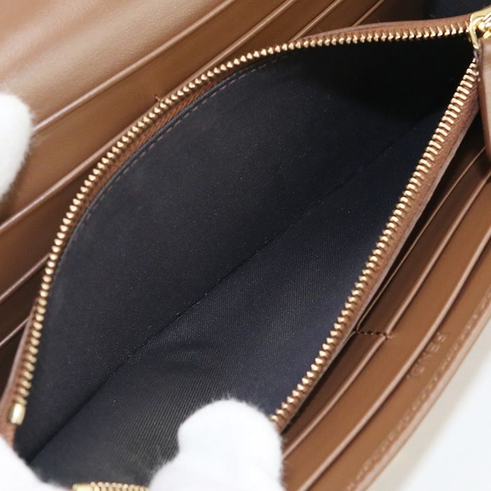 Fendi FF Diamond 8m0365 ALV4 Chain Wallet Leather Women